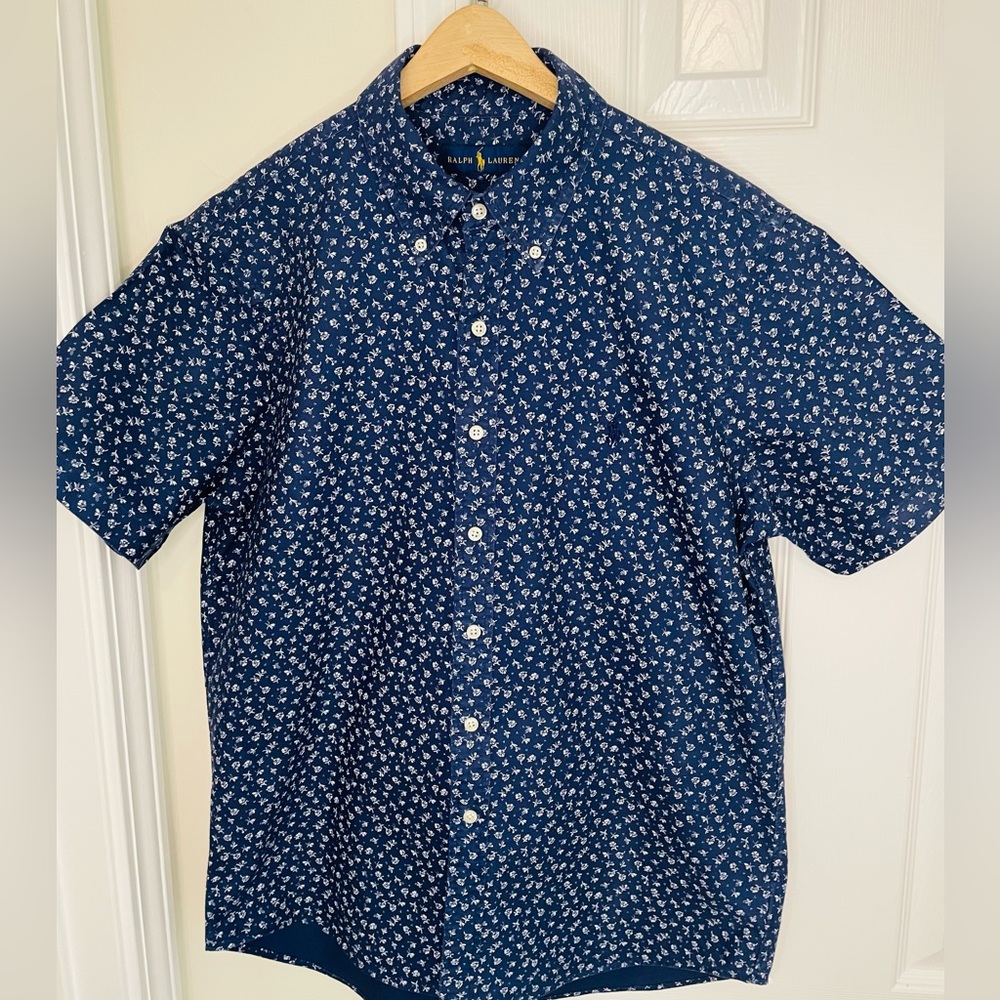 Polo by Ralph Lauren (M) Short Sleeve Shirt